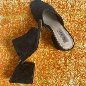 Black Steve Madden Mules